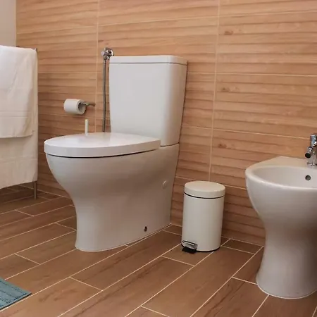 Apartament Lovely In The Center Of *